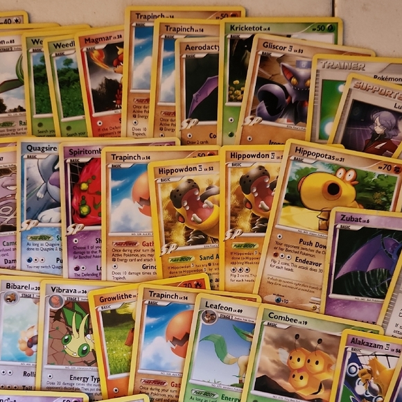 Assorted Pokémon Cards - Picture 3 of 10
